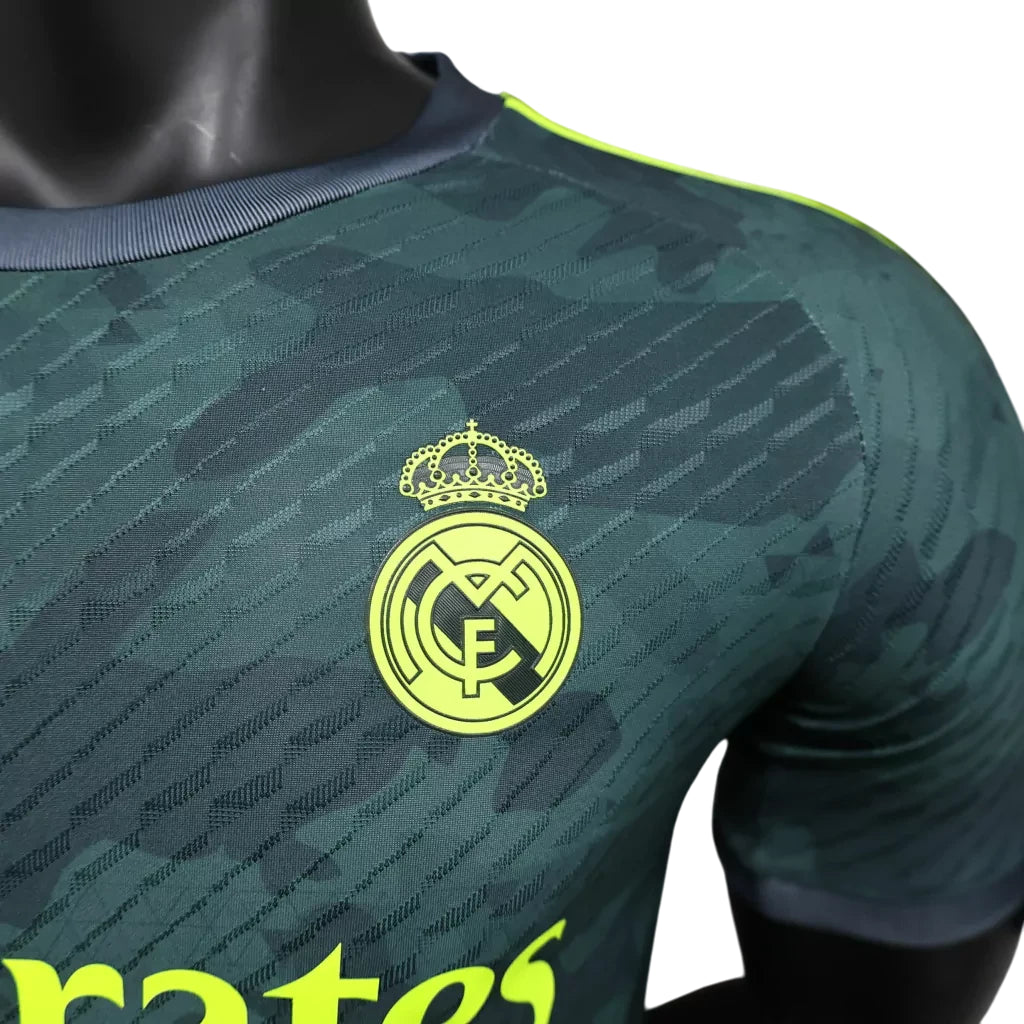 REAL MADRID EDICIÓN LIMITADA VERDE 24/25 HOMBRE (VERSIÓN JUGADOR)