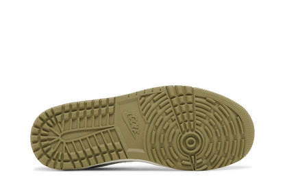 Sneakers Travis Scott x Air Jordan 1 Low Golf Neutral Olive – Verde