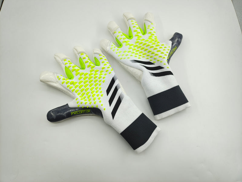 Luva adidas Predator Pro Hybrid CORES