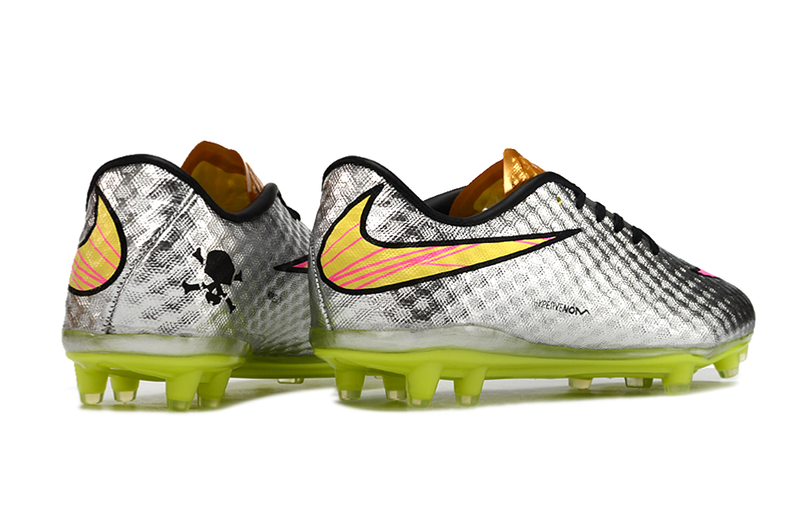 CHUTEIRA NIKE HYPERVENOM VAPOR 10 ELITE FG + MEIA E BOLSA