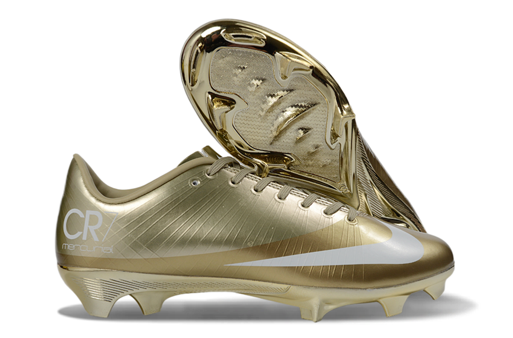 Gold Nike Mercurial Vapor Superfly 1 CR7 2026 World Cup