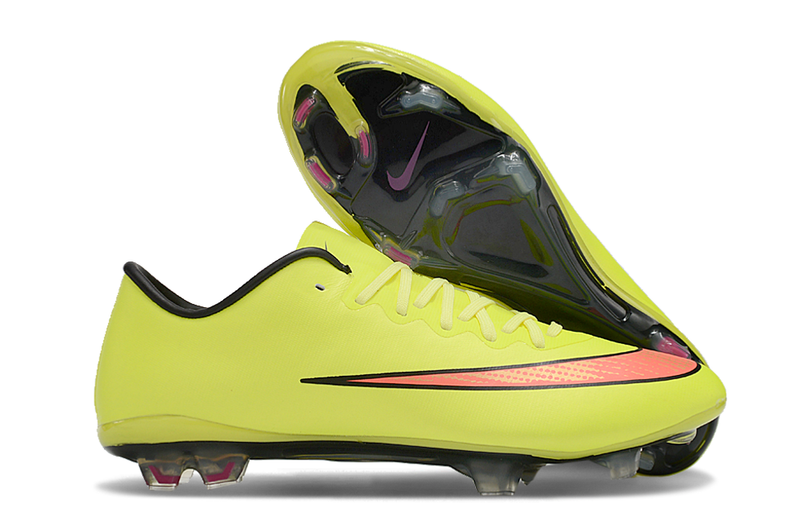 CHUTEIRA NIKE MERCURIAL VAPOR 10 ELITE FG + MEIA E BOLSA