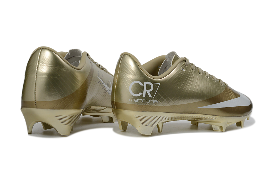 Gold Nike Mercurial Vapor Superfly 1 CR7 2026 World Cup
