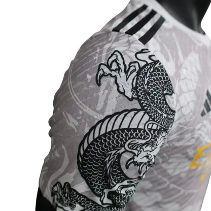 REAL MADRID EDICIÓN LIMITADA DRAGON III 24/25 HOMBRE (VERSIÓN JUGADOR)